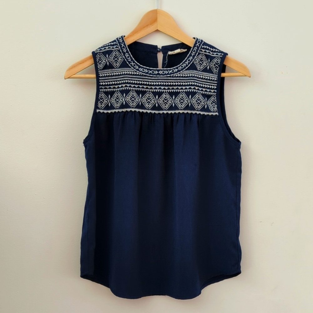 Embroidered top tank